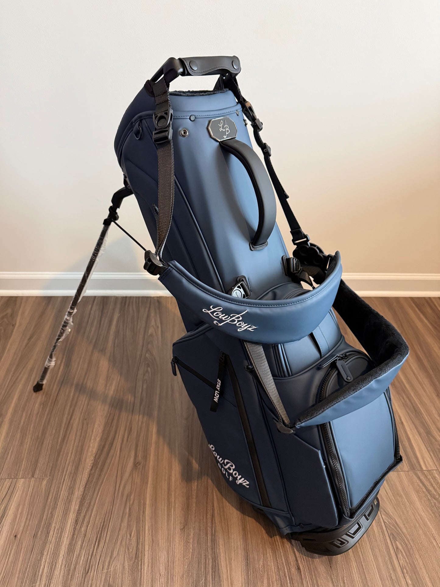 LowBoyz 6-Way Luxury Stand Bag